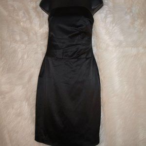WHITE HOUSE/BLACK MARKET Little Black Dress Size M